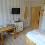 Penzion Gaestehaus Steker 3*