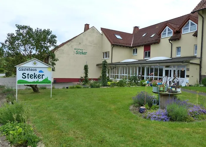 招待所 Gaestehaus Steker 巴特德里堡