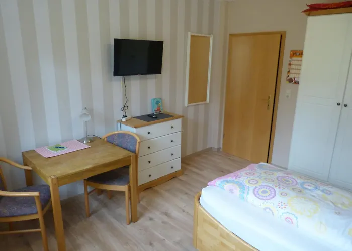 Konukevi Gaestehaus Steker 3*